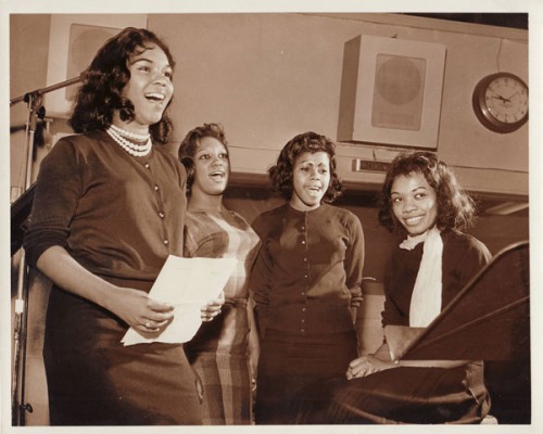 230_Shirelles_1961_shirley_Alston.jpg