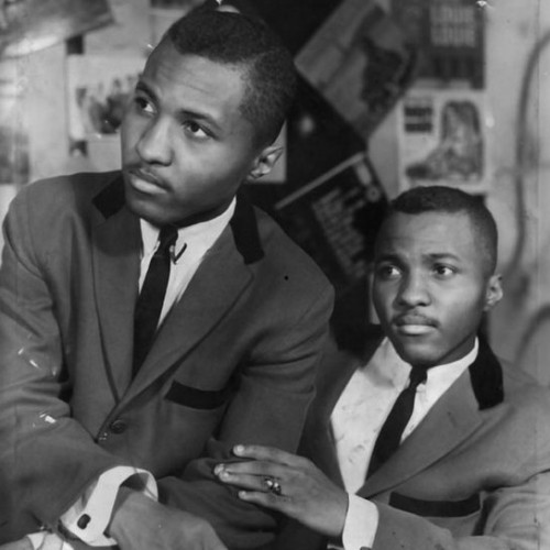 Triplett-Twins01.jpg