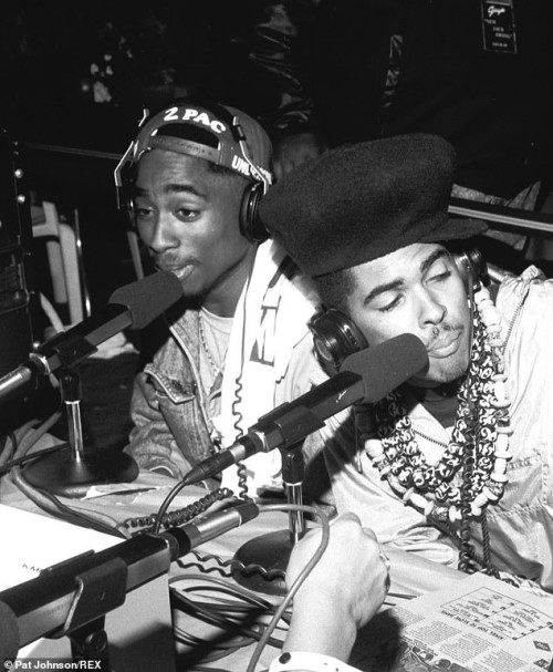 Shock-G-aka-Humpty-aka-Gregory-Jacob02-25-aout-63---22-avr-21--Tupac-Shakur-16-juin-71---13-sept-96.jpg