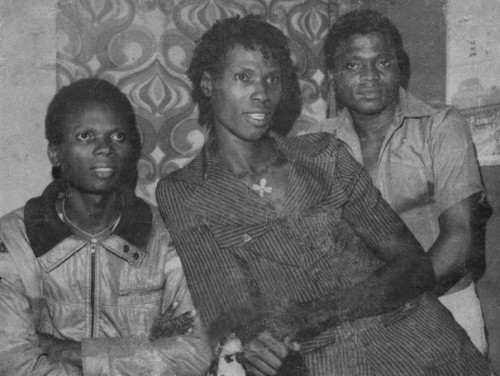 Black-Hippies01.jpg