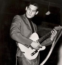 Steve_Cropper.jpg