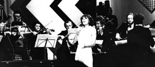 Dionne-Warwick-le-12-novembre-1976-a-Paris.jpg