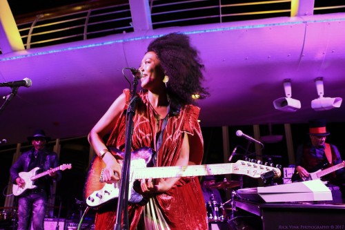 Judith-Hill04---Live-on-the-Glamorous-life-Latin-cruise-by-Rick-Vink-2017.jpg