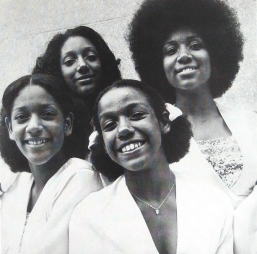 SisterSledge00.jpg